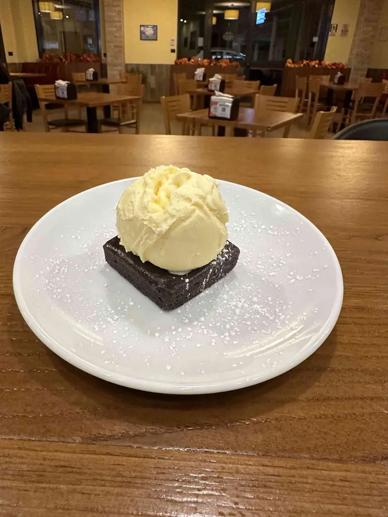 ice cream BROWNIE — Bakery Products